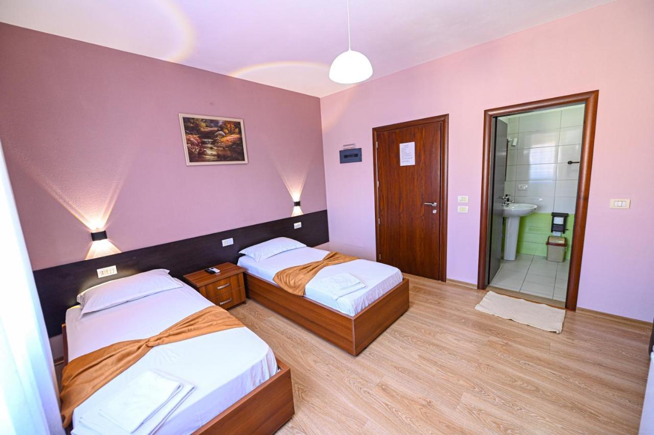 Hotel Epoka Shkoder Luaran gambar