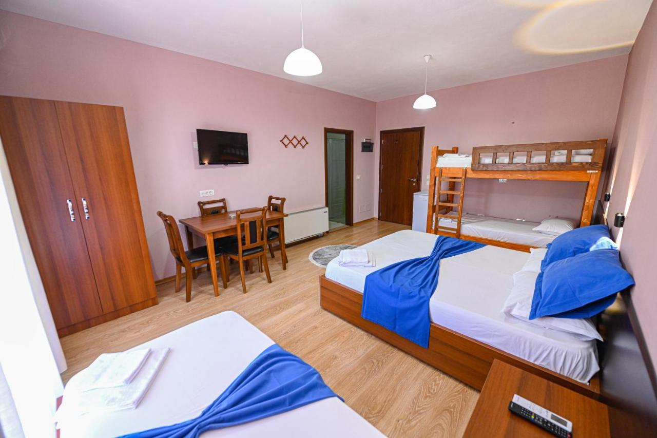 Hotel Epoka Shkoder Luaran gambar