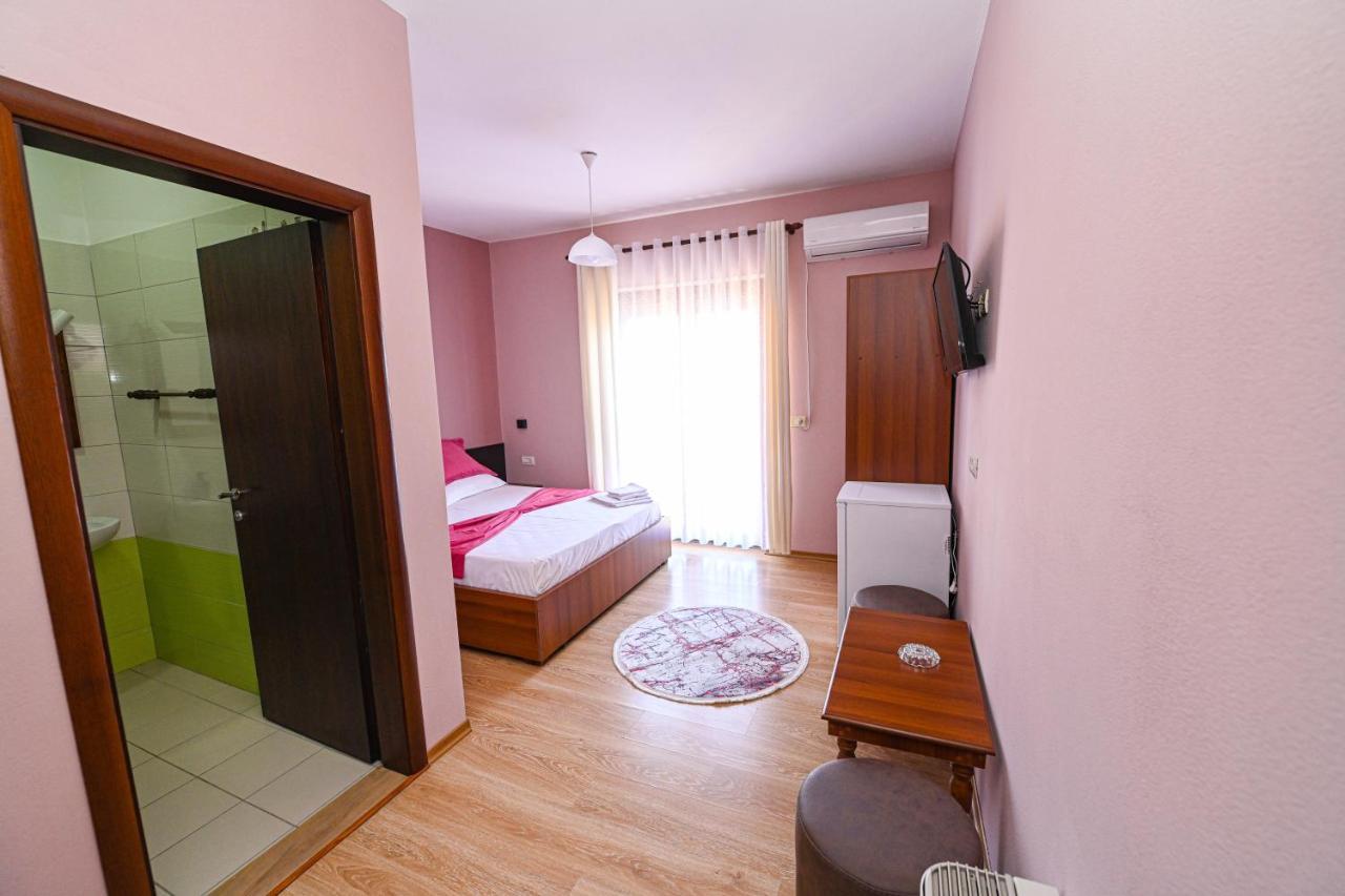 Hotel Epoka Shkoder Luaran gambar